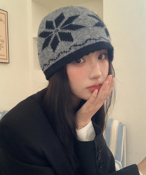 c.u.l（シーユーエル）の「ノルディック柄 ニットキャップ 帽子 cula1245（ニットキャップ/ビーニー・レディース・ブラック/グレー/ベージュ/レッド・FREE）」の3枚目の写真