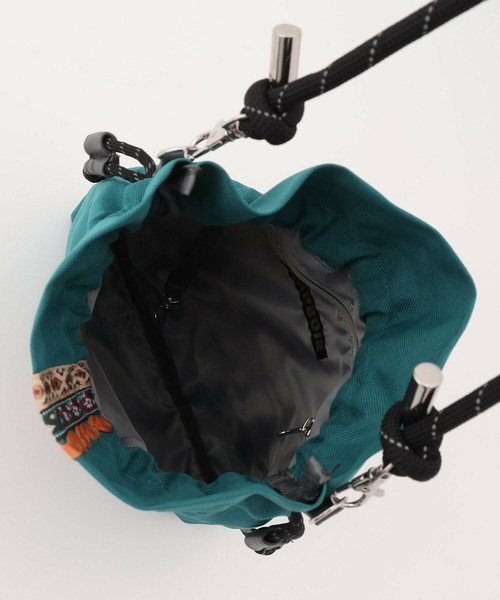 FRAPBOIS（フラボア）の「チロリアンBAG（ショルダーバッグ・レディース・エメラルド/ブラック・FREE）」の7枚目の写真