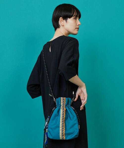 FRAPBOIS（フラボア）の「チロリアンBAG（ショルダーバッグ・レディース・エメラルド/ブラック・FREE）」の13枚目の写真