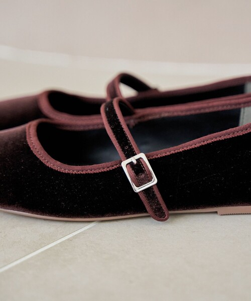 coen（コーエン）の「ベロアメリージェーンフラットシューズ（バレエシューズ・レディース・ブラック/ブラウン系・24.5cm/23.5cm）」の15枚目の写真