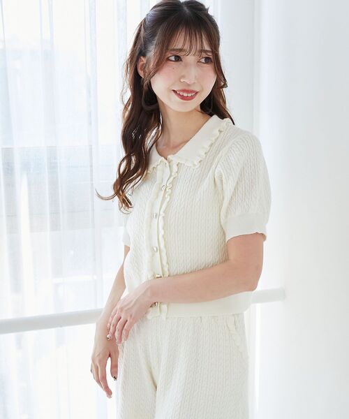 MAJESTIC LEGON(マジェスティックレゴン)の「ミニケーブルフリルニットカーデ(カーディガン/ボレロ・レディース・ネイビー/ブラウン/グレー/アイボリー・MEDIUM)」の10枚目の写真