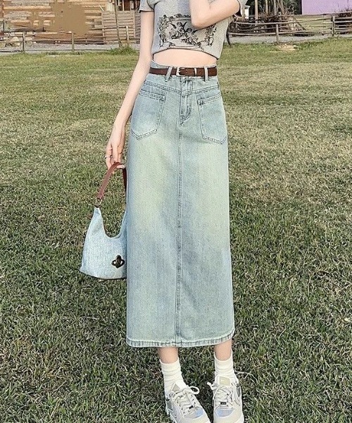 cammie(キャミー)の「ミディ丈Aラインデニムスカート(スカート・レディース・ブルー・MEDIUM/LARGE)」の3枚目の写真