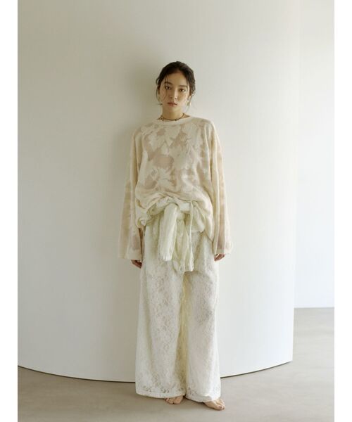 Ungrid（アングリッド）の「バックデザインシアーニット（ニット/セーター・レディース・アイボリー/ブラック/イエロー・FREE）」の4枚目の写真