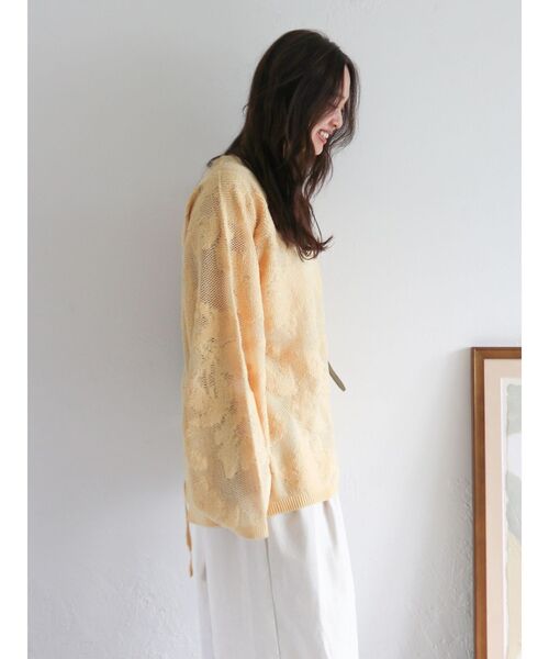 Ungrid（アングリッド）の「バックデザインシアーニット（ニット/セーター・レディース・アイボリー/ブラック/イエロー・FREE）」の8枚目の写真