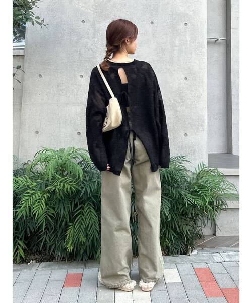 Ungrid（アングリッド）の「バックデザインシアーニット（ニット/セーター・レディース・アイボリー/ブラック/イエロー・FREE）」の16枚目の写真