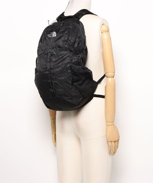 THE NORTH FACE(ザノースフェイス)の「【THE NORTH FACE/ザ ノースフェイス】MAYFLY PACK 22(バックパック/リュック・メンズ・ブラック・FREE)」の5枚目の写真