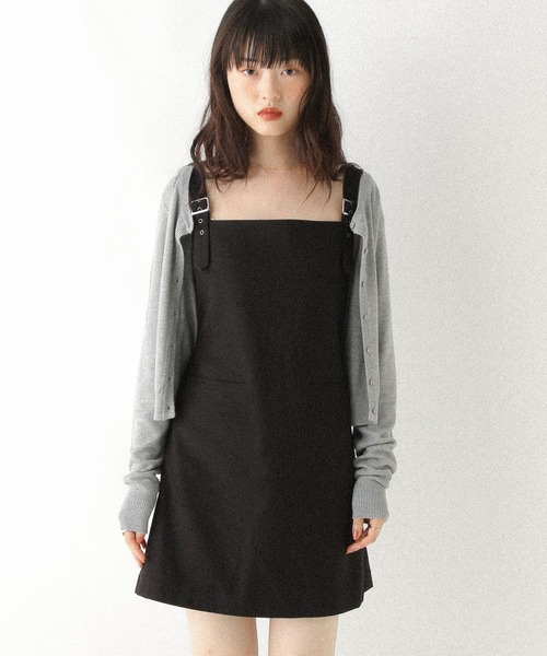 Heather（ヘザー）の「ショルダーベルトミニジャンスカ　590745（ジャンパースカート・レディース・グレー系その他/ブラック/グレー・FREE）」の2枚目の写真