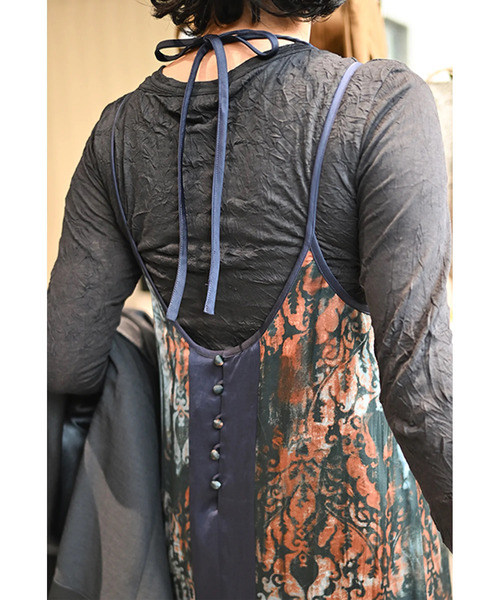 muller of yoshiokubo（ミュラーオブヨシオクボ）の「muller of yoshiokubo ミュラーオブヨシオクボ / MURAL DRESS ミューラルドレス / MLF25603（ワンピース・レディース・ベージュ・36）」の10枚目の写真