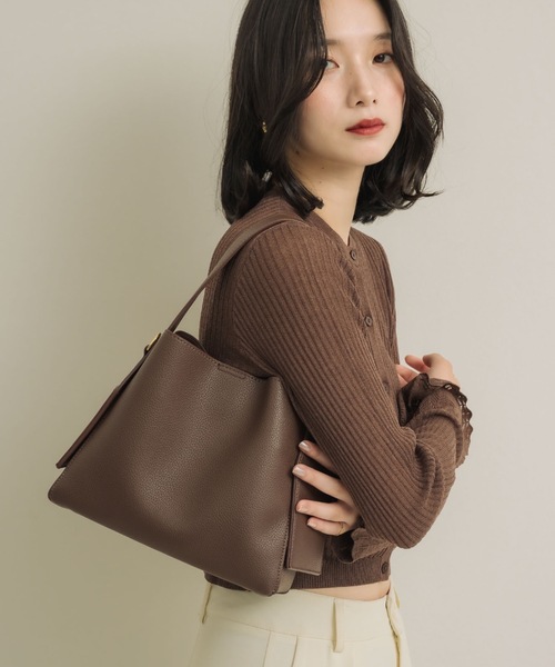 NEUNA（ヌナ）の「スクエアマルチバッグ（ショルダーバッグ・レディース・ブラック/アイボリー/ブラウン・FREE）」の3枚目の写真