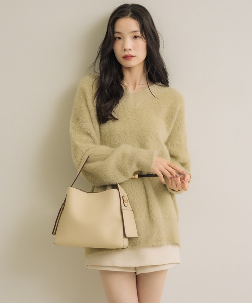 NEUNA（ヌナ）の「スクエアマルチバッグ（ショルダーバッグ・レディース・ブラック/アイボリー/ブラウン・FREE）」の18枚目の写真