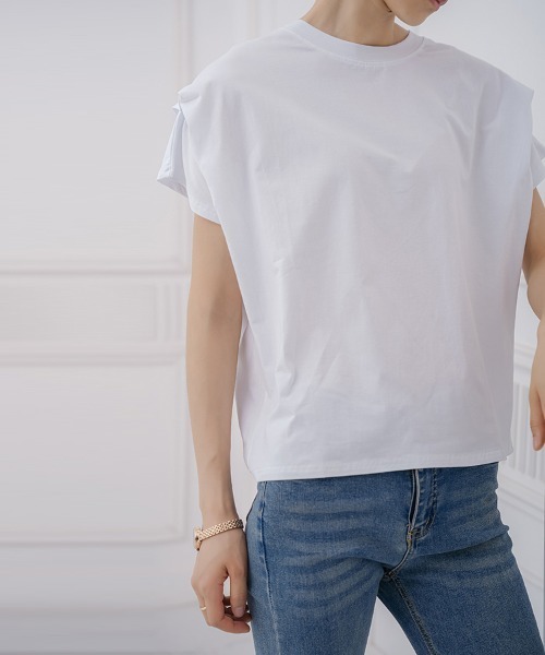 ONEP STAR(ワンピスター)の「ボーダー柄タック入りフレンチスリーブTシャツ(Tシャツ/カットソー・レディース・ホワイト/ネイビー/グレイッシュベージュ/グレー・MEDIUM)」の7枚目の写真