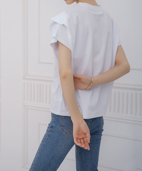ONEP STAR(ワンピスター)の「ボーダー柄タック入りフレンチスリーブTシャツ(Tシャツ/カットソー・レディース・ホワイト/ネイビー/グレイッシュベージュ/グレー・MEDIUM)」の10枚目の写真