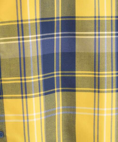 SHOO・LA・RUE（シューラルー）の「【洗濯機可/S-LL】春まで使える程よい抜け感 大人のチェックシャツ（シャツ/ブラウス・レディース・ベージュ/イエロー/モスグリーン/ブラック・04/01/02/03）」の21枚目の写真