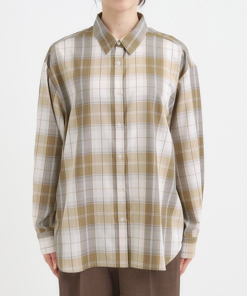 SHOO・LA・RUE（シューラルー）の「【洗濯機可/S-LL】春まで使える程よい抜け感 大人のチェックシャツ（シャツ/ブラウス・レディース・ベージュ/イエロー/モスグリーン/ブラック・04/01/02/03）」の22枚目の写真