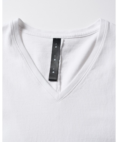wjk(ダヴルジェイケイ)の「cut-off V-neck S/S(Tシャツ/カットソー・メンズ・ホワイト/ブラック・MEDIUM/SMALL/X-LARGE/LARGE)」の12枚目の写真