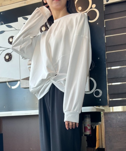 ｔｏｌｅｎｅ（トレネ）の「裾デザインロングスリーブトップス（Tシャツ/カットソー・レディース・ブラック/ホワイト・FREE）」の18枚目の写真