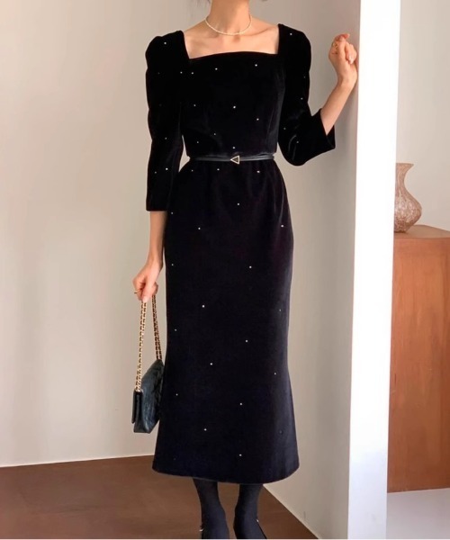 FREE STYLISTS(フリー スタイリスト)の「YUGA_YGMC Beaded square neck party dress(ドレス・レディース・オフホワイト/ブラック・FREE)」の11枚目の写真