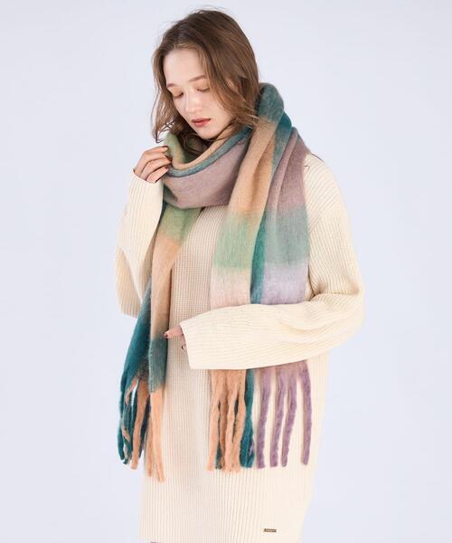 To b. by agnes b.（トゥービーバイアニエスベー）の「WEB限定 ブロックチェック ストール（マフラー・レディース・ストライプ・FREE）」の5枚目の写真