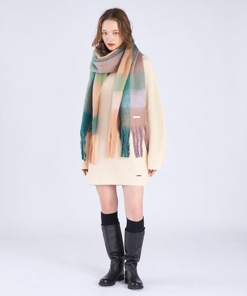 To b. by agnes b.（トゥービーバイアニエスベー）の「WEB限定 ブロックチェック ストール（マフラー・レディース・ストライプ・FREE）」の6枚目の写真