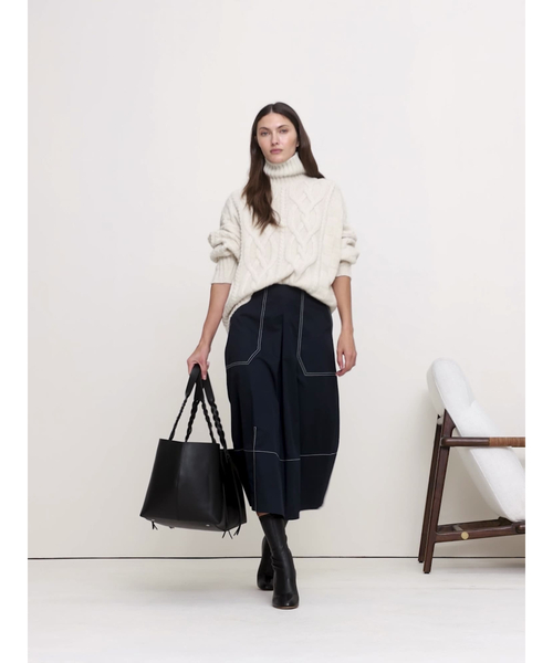 Banana Republic（バナナリパブリック）の「バレル ミディスカート（スカート・レディース・ネイビー・0/2/4/6/8）」の6枚目の写真