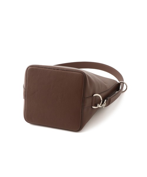 ADAM ET ROPE'（アダムエロペ）の「【&MyuQ（アンドミューク）】ERIO（ハンドバッグ・レディース・ダークブラウン/ブラック・FREE）」の8枚目の写真