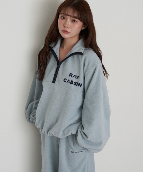 RAY CASSIN（レイカズン）の「ハーフジップ胸刺繍フリース（スウェット・レディース・チャコールグレー/ブルー/ベージュ系その他2/ライトベージュ/ベージュ系その他3・FREE）」の13枚目の写真