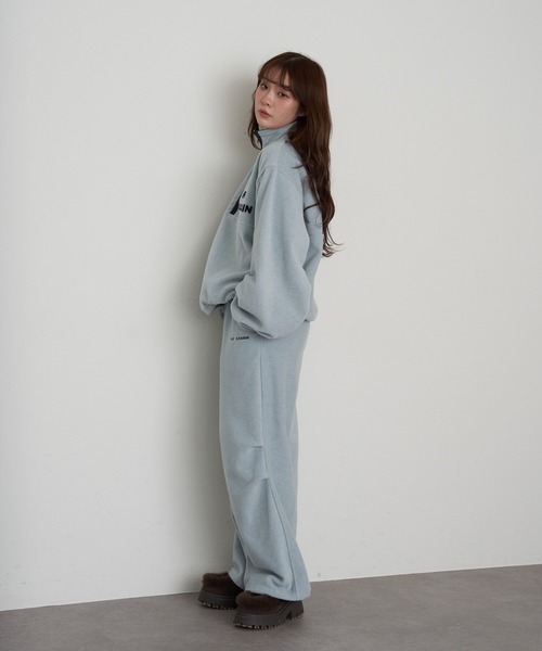 RAY CASSIN（レイカズン）の「ハーフジップ胸刺繍フリース（スウェット・レディース・チャコールグレー/ブルー/ベージュ系その他2/ライトベージュ/ベージュ系その他3・FREE）」の16枚目の写真