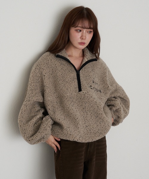 RAY CASSIN（レイカズン）の「ハーフジップ胸刺繍フリース（スウェット・レディース・チャコールグレー/ブルー/ベージュ系その他2/ライトベージュ/ベージュ系その他3・FREE）」の6枚目の写真