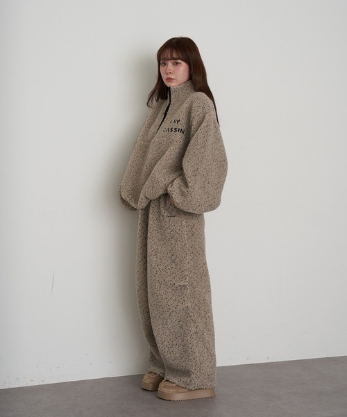 RAY CASSIN（レイカズン）の「ハーフジップ胸刺繍フリース（スウェット・レディース・チャコールグレー/ブルー/ベージュ系その他2/ライトベージュ/ベージュ系その他3・FREE）」の12枚目の写真