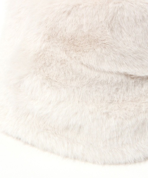 LAKOLE(ラコレ)の「もこもこファーハット / 583678(ハット・レディース・ブラウン/オフホワイト/ブラック・FREE)」の11枚目の写真
