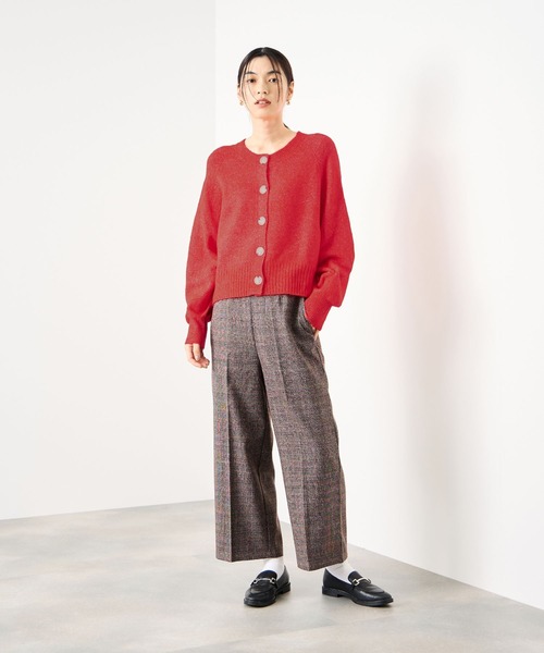 Mac-House（マックハウス）の「Idnes ヤクライククルーカーディガン（カーディガン/ボレロ・レディース・ブラウン/レッド/ライトグレー/アイボリー・M）」の9枚目の写真