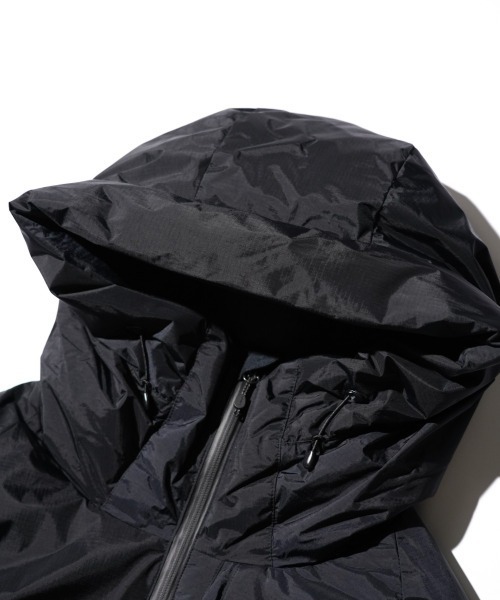 NANGA(ナンガ)の「NANGA / ナンガ AURORA TEX DOWN JACKET オーロラテックス ダウンジャケット(ダウンジャケット/コート・メンズ・グレー/ブラック・SMALL/MEDIUM/LARGE/X-LARGE)」の14枚目の写真