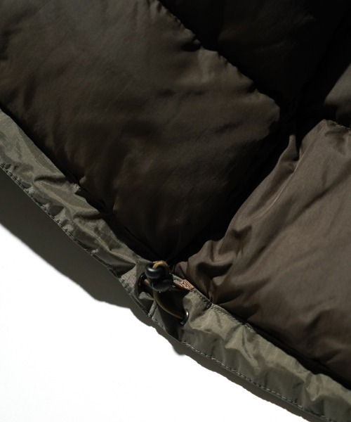 NANGA(ナンガ)の「NANGA / ナンガ AURORA TEX DOWN JACKET オーロラテックス ダウンジャケット(ダウンジャケット/コート・メンズ・グレー/ブラック・SMALL/MEDIUM/LARGE/X-LARGE)」の17枚目の写真
