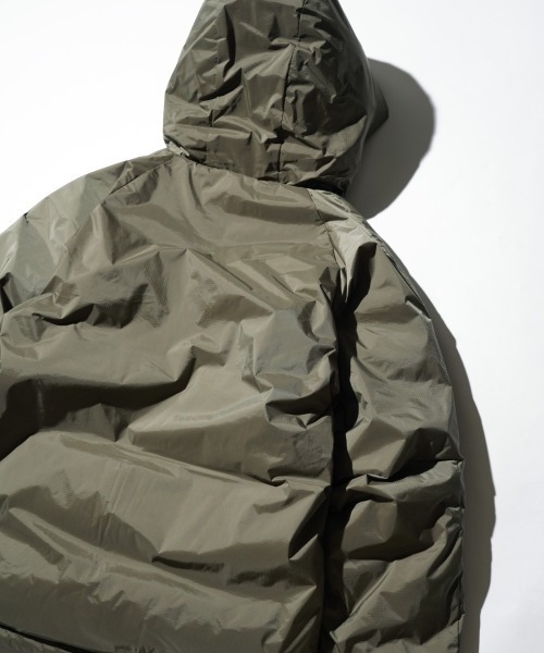 NANGA(ナンガ)の「NANGA / ナンガ AURORA TEX DOWN JACKET オーロラテックス ダウンジャケット(ダウンジャケット/コート・メンズ・グレー/ブラック・SMALL/MEDIUM/LARGE/X-LARGE)」の16枚目の写真