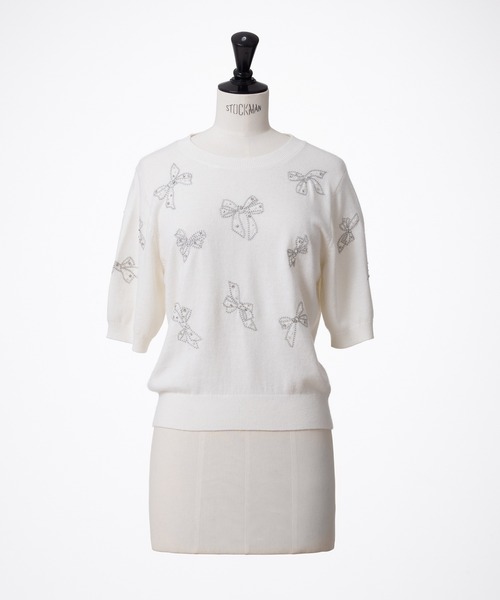 STRAWBERRY-FIELDS(ストロベリーフィールズ)の「エイミーアンゴラ_リボンモチーフ刺しゅうニット(ニット/セーター・レディース・オフホワイト/グレー・2)」の11枚目の写真