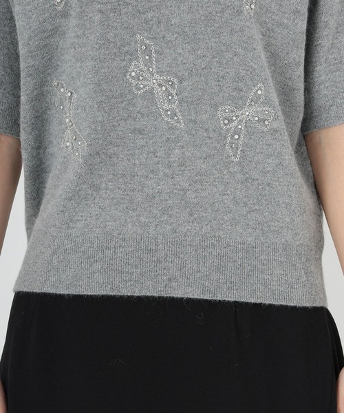 STRAWBERRY-FIELDS(ストロベリーフィールズ)の「エイミーアンゴラ_リボンモチーフ刺しゅうニット(ニット/セーター・レディース・オフホワイト/グレー・2)」の9枚目の写真