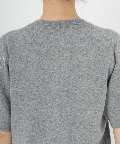 STRAWBERRY-FIELDS(ストロベリーフィールズ)の「エイミーアンゴラ_リボンモチーフ刺しゅうニット(ニット/セーター・レディース・オフホワイト/グレー・2)」の7枚目の写真