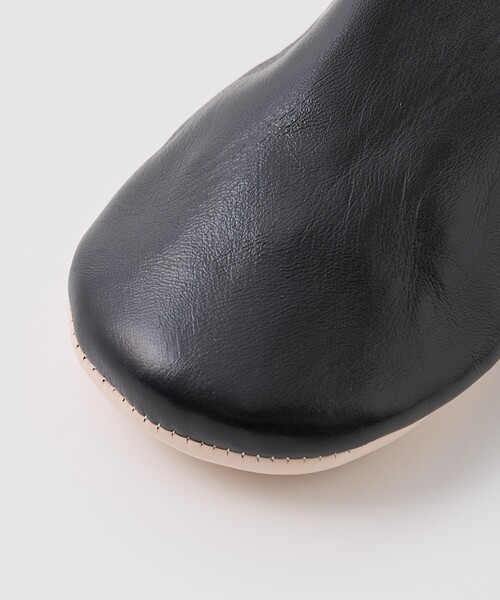 Fatima morocco（ファティマモロッコ）の「【Fatima morocco】メンズシンプルバブーシュ 羊革 モロッコ製 シンプル スリッパ 室内履き（ルームシューズ/スリッパ・レディース・グレー/ブラック・フリー）」の10枚目の写真