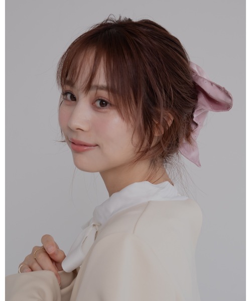 jumelle（ジュメロ）の「サテンシュシュ（シュシュ・レディース・ブラック/ホワイト/ピンク・FREE）」の4枚目の写真