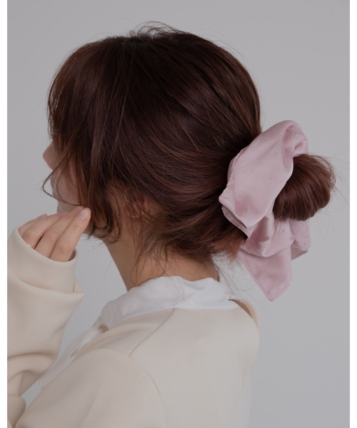 jumelle（ジュメロ）の「サテンシュシュ（シュシュ・レディース・ブラック/ホワイト/ピンク・FREE）」の5枚目の写真