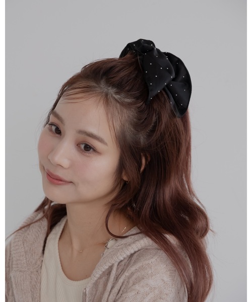 jumelle（ジュメロ）の「サテンシュシュ（シュシュ・レディース・ブラック/ホワイト/ピンク・FREE）」の6枚目の写真