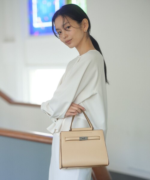 green label relaxing（グリーンレーベルリラクシング）の「2WAY ベルト ハンドバッグ / ショルダーバッグ（ショルダーバッグ・レディース・ベージュ/ライトブルー/ブラック・FREE）」の2枚目の写真