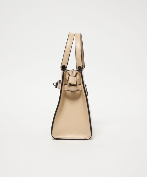 green label relaxing（グリーンレーベルリラクシング）の「2WAY ベルト ハンドバッグ / ショルダーバッグ（ショルダーバッグ・レディース・ベージュ/ライトブルー/ブラック・FREE）」の6枚目の写真