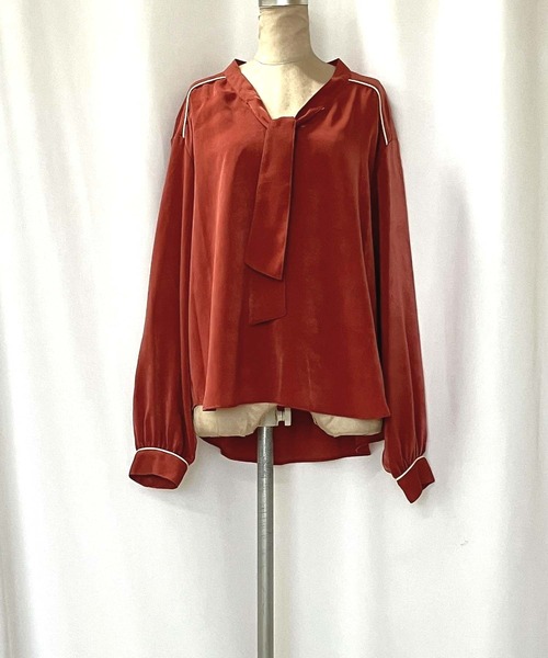 Q（キュー）の「ラインボウタイブラウス（シャツ/ブラウス・レディース・アイボリー/テラコッタ・MEDIUM）」の16枚目の写真