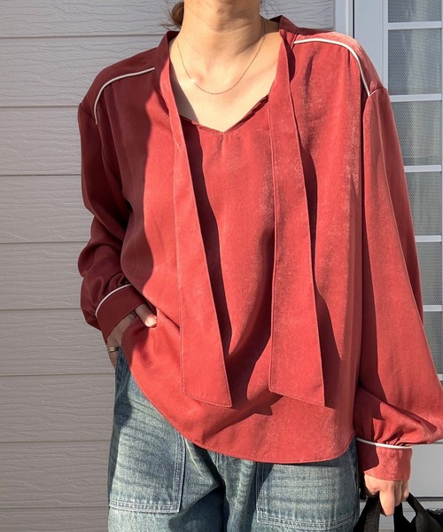 Q（キュー）の「ラインボウタイブラウス（シャツ/ブラウス・レディース・アイボリー/テラコッタ・MEDIUM）」の5枚目の写真