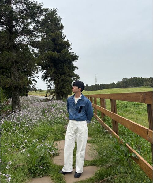 AGOD（エージーオーディー）の「ワイドデニムパンツ[クリーム]（デニムパンツ・レディース・その他・SMALL/MEDIUM/X-SMALL/LARGE/X-LARGE）」の7枚目の写真