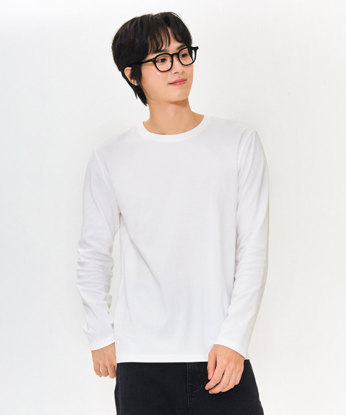 CHASECULT(チェイスカルト)の「男性エッセンシャル長袖Tシャツ-ホワイト(Tシャツ/カットソー・メンズ・ホワイト・110/95/105/100)」の1枚目の写真