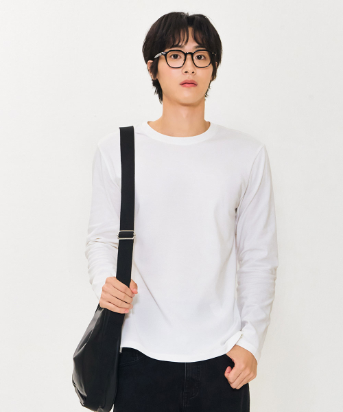 CHASECULT(チェイスカルト)の「男性エッセンシャル長袖Tシャツ-ホワイト(Tシャツ/カットソー・メンズ・ホワイト・110/95/105/100)」の4枚目の写真