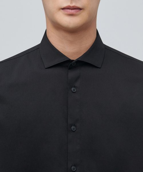 MUSINSA STANDARD（ムシンサスタンダード）の「ワイドスプレッドカラードレスシャツ[ブラック]（ビジネスシャツ・メンズ・その他・MEDIUM/LARGE/X-LARGE/XX-LARGE）」の4枚目の写真