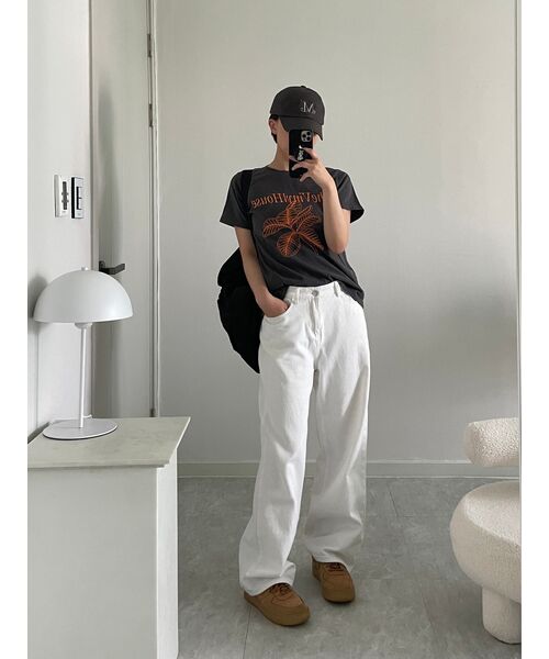 MUSINSA STANDARD WOMAN（ムシンサスタンダードウーマン）の「ウィメンズワイドデニムパンツ[ホワイト]（デニムパンツ・レディース・その他・32/30/23/24/25/26/27/28/29）」の17枚目の写真